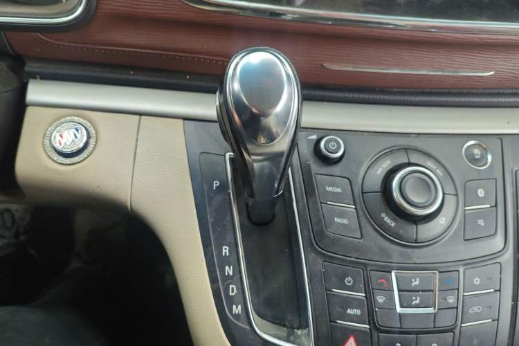 Used Buick GL8 2017 25S Luxury Version China V Standard
