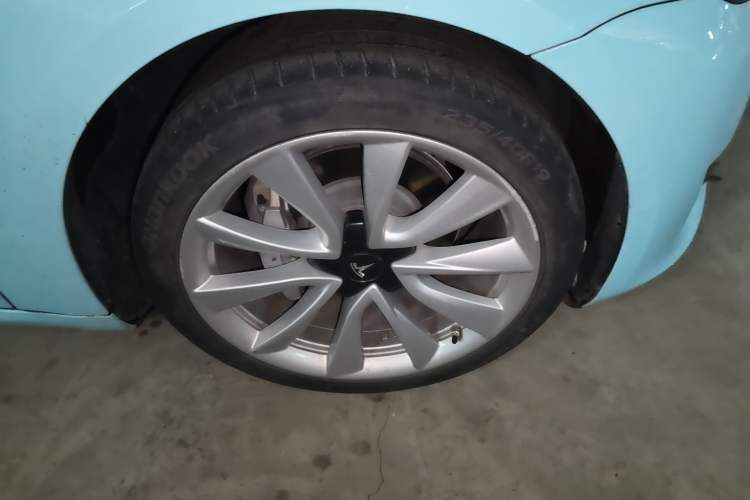 Used Tesla Model 3 2019 Standard Range Rear-Drive Upgraded Version
