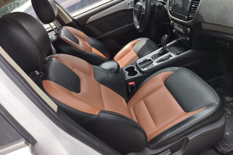 Used Geely Auto Vision X6 2016 1.3T CVT Luxury Model Right Front Seat