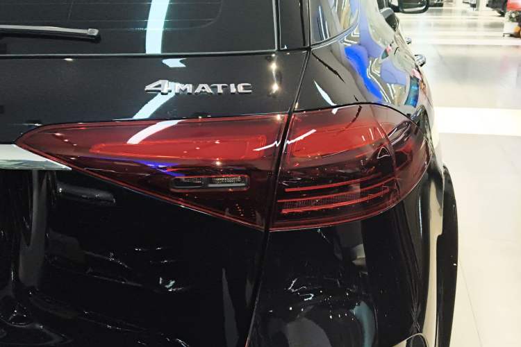 Used Mercedes-Benz GLE 2024 GLE 450 4MATIC Luxury Model
