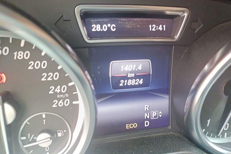 Used Mercedes-Benz M-Class 2014 ML 400 4MATIC Luxury Model