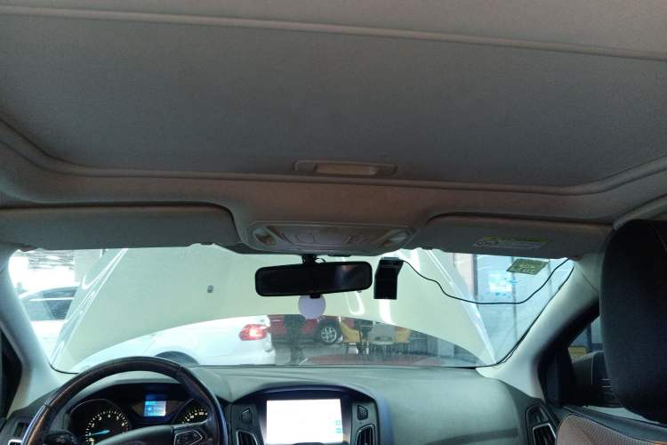 Used Ford Focus 2015 Sedan EcoBoost 125 Automatic Supreme Style Edition
