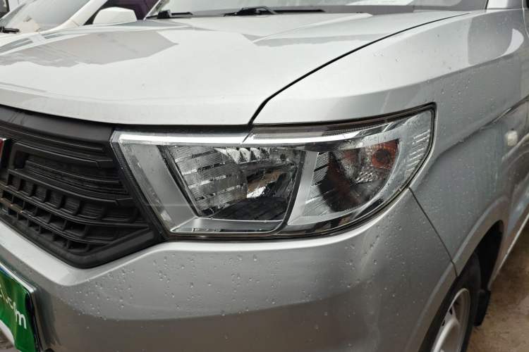 Used Wuling Hongguang V 2021 1.5L Jingqu Version LAR