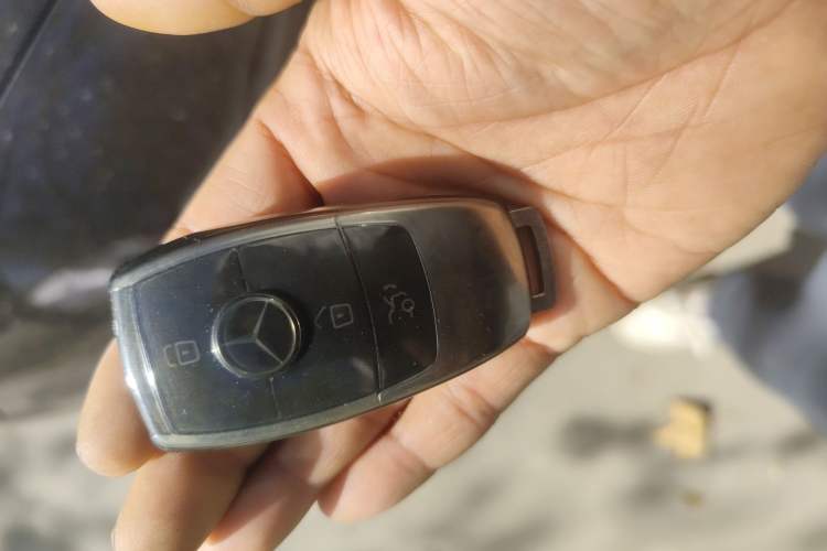 Used Mercedes-Benz GLC 2022 GLC 300 L 4MATIC Dynamic Edition Prestige Model Vehicle Key