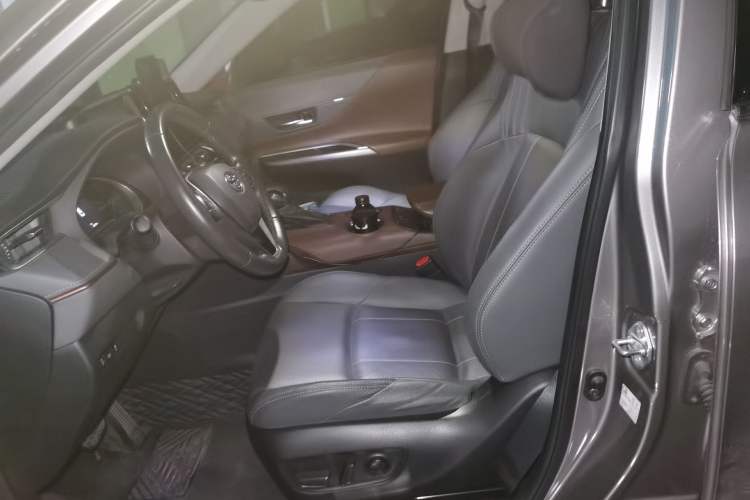 Used Toyota Harrier 2022 Dual-Engine 2.5L CVT Two-Wheel Drive Luxury Edition