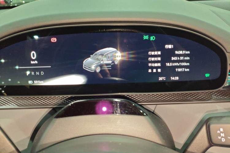 Used Zeekr 7X 2025 100 kWh Long-Range Rear-Wheel Drive with Intelligent Driving Features
