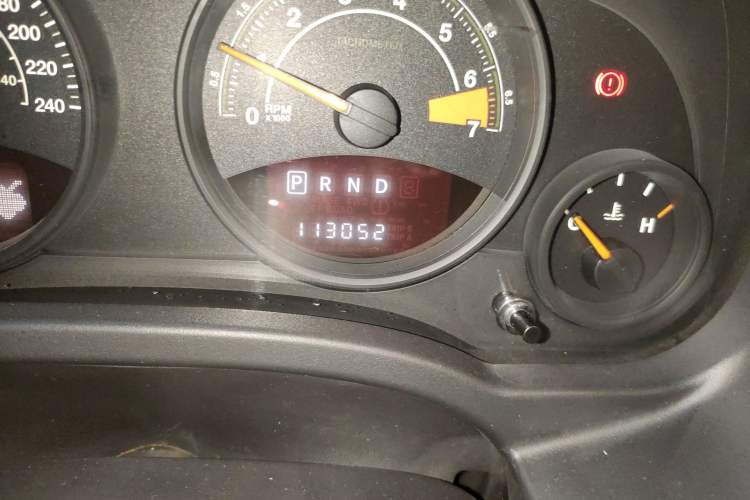 Used Jeep Compass 2014 2.0L two-wheel drive sport version