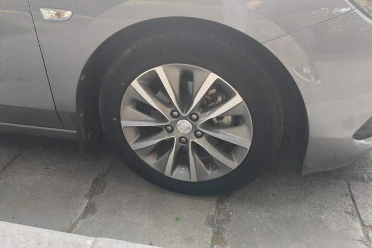 Used Buick GL6 2021 323T Mild Hybrid Connect Luxury Model
