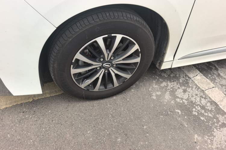 Used GAC Trumpchi M8 2021 Lingxiu Series 390T Deluxe Edition Exterior 4