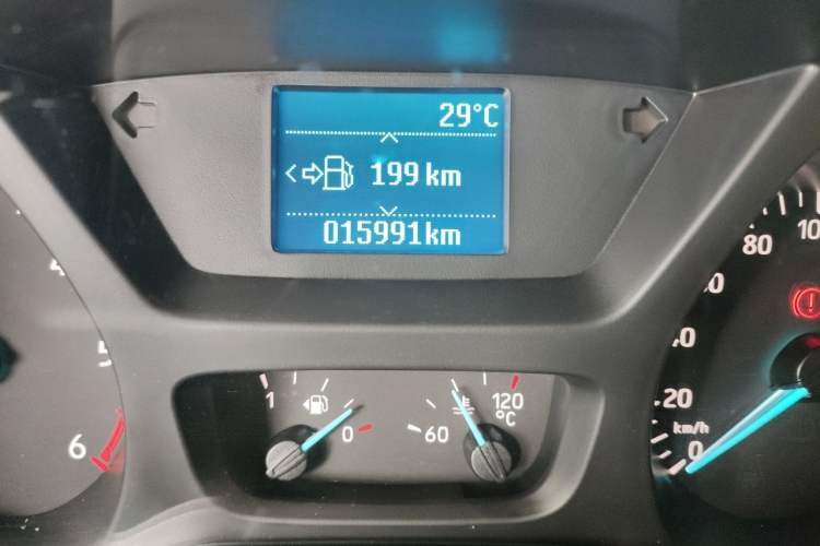 Used Ford Transit 2019 2.0T Diesel Multi-Purpose Commercial Vehicle Mid-Drive Mid-Roof 6-Seater China VI Standard