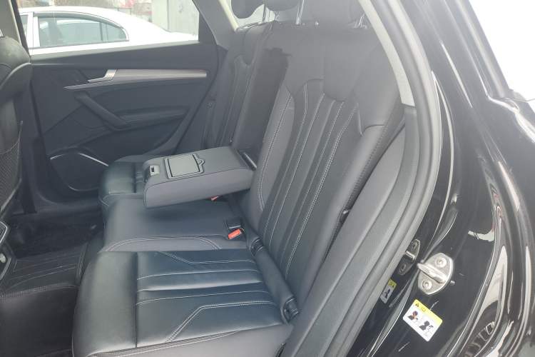 Used Audi Q5L 2022 40T Fashionable and Dynamic Model