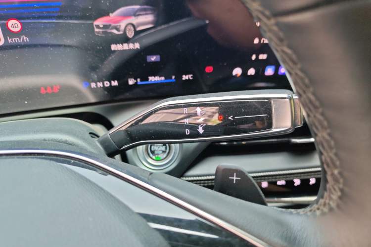 Used Cadillac GT4 2023 25T Luxury Model Gear Lever