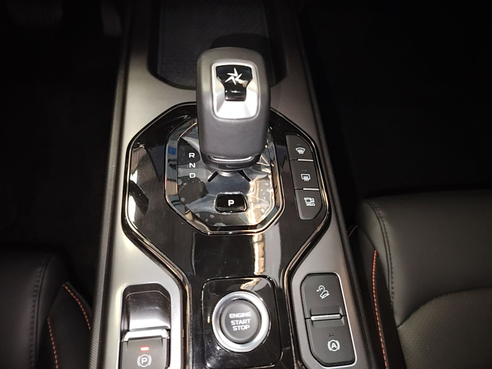 Geely Auto Cowboy 2025 1.5TD Fun-Offroad Version — снимка 16