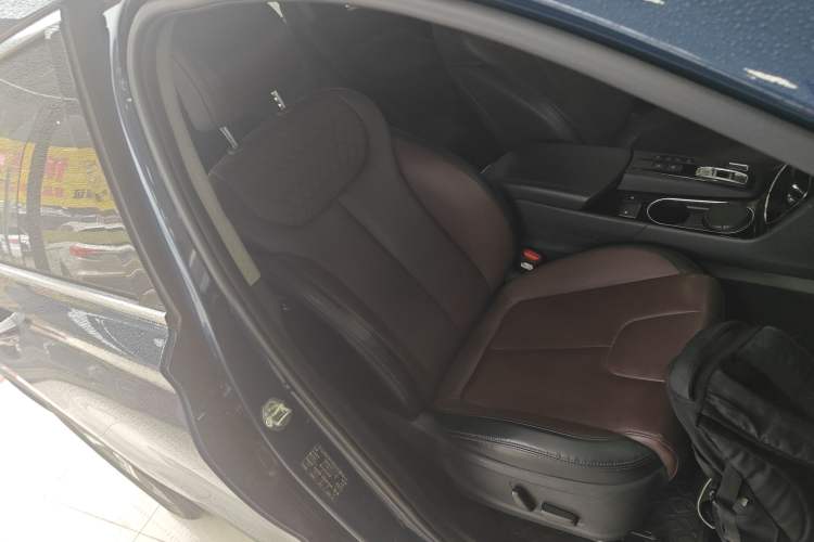 Used Hyundai Santa Fe 2019 380 TGDi DLX Automatic All-Wheel Drive Prestige PLUS (HTRAC) China VI
