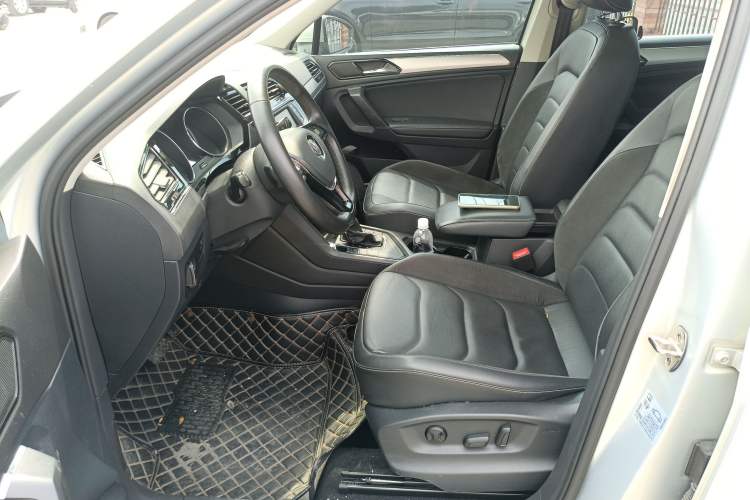 Used Volkswagen Tiguan L 2018 330TSI Automatic Two-Wheel Drive Luxury Edition
