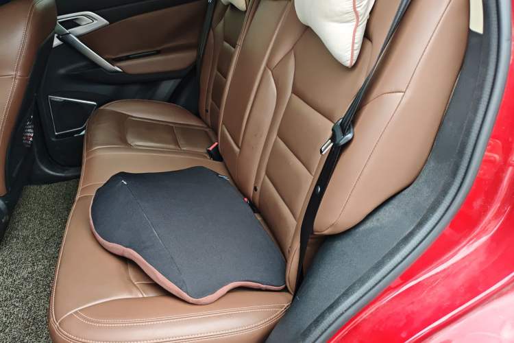 Used Geely Auto Emgrand X7 Sport 2016 1.8TD Automatic ZhiZun Version Left Rear Seat