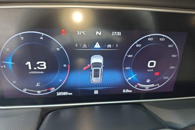 Used Hongqi HS5 2022 Revised Version 2.0T Smart Connect Flagship Edition
