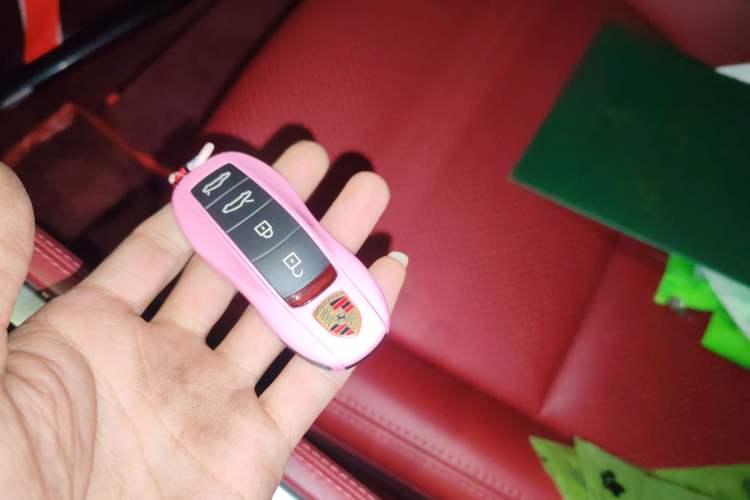 Used Porsche 718 2020 Cayman 2.0T Vehicle Key