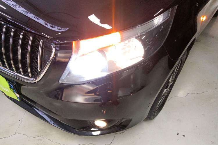 Used Mercedes-Benz Vito 2016 2.0T Elite Edition
