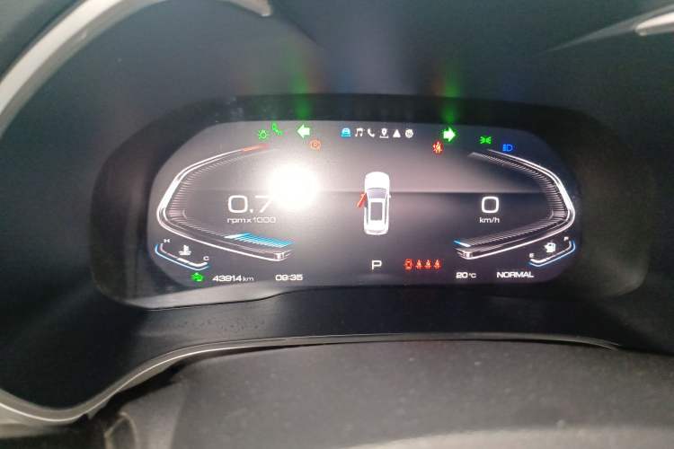 Used Wey VV6 2020 2.0T Two-Wheel Drive Smart Protection+