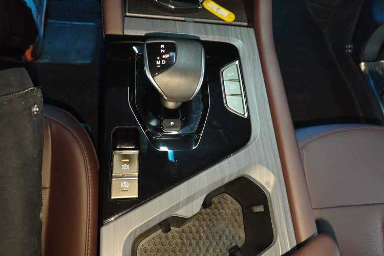 Used JETOUR X90 2024 1.6T DCT Qilin Edition 7-Seater
