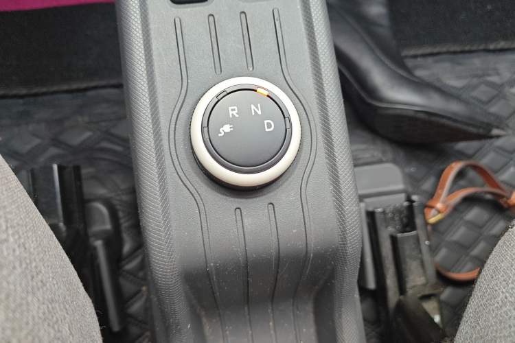 Used Wuling Hongguang MINIEV 2022 Macaron Premium Model – Lithium Iron Phosphate
