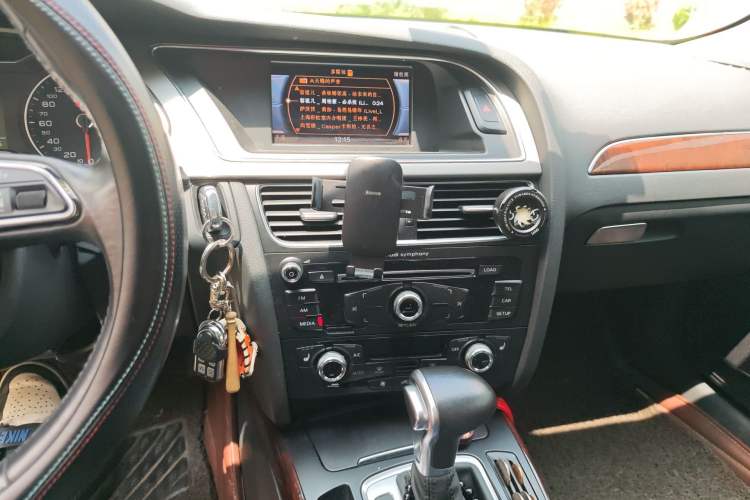 Used Audi A4L 2015 35 TFSI Millionth Anniversary Comfort Edition
