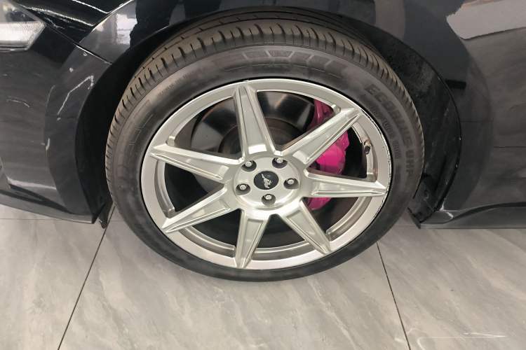 Used Ford Mustang 2020 2.3L EcoBoost Left Front Wheel Hub