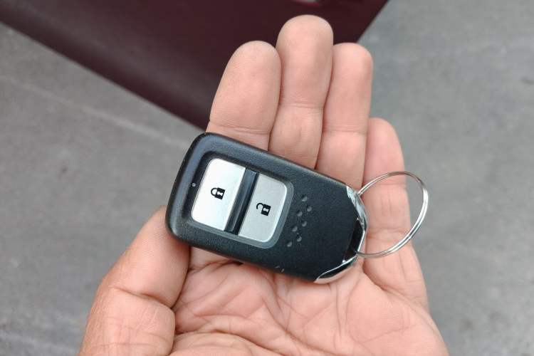 Used Honda Jade 2017 210TURBO CVT Luxury Edition 6 Seats
