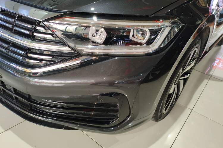 Used Volkswagen Sagitar 2025 300TSI DSG Excellence Edition