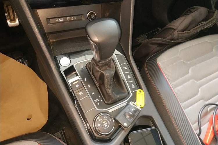 Used Volkswagen Tiguan L 2023 380TSI Automatic All-Wheel Drive R-Line Flagship 7-Seater