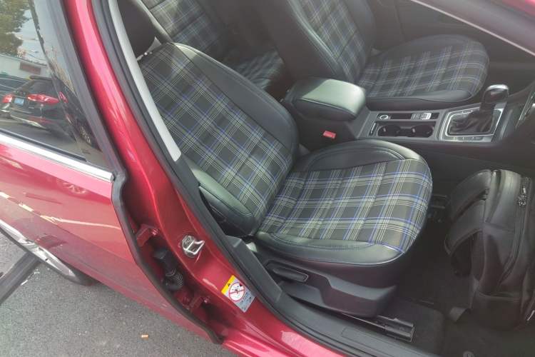 Used Volkswagen Golf 2015 1.4TSI Automatic Comfort Model