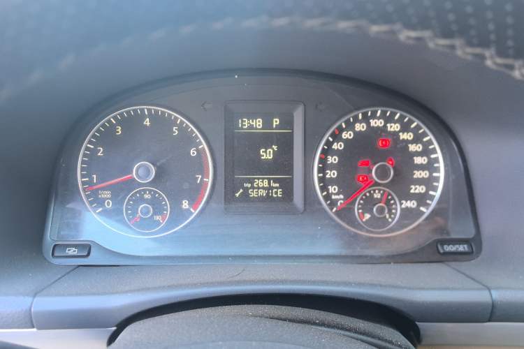 Used Volkswagen Touran 2011 1.4T DSG Zhiya Edition 5 Seats Instrument Cluster