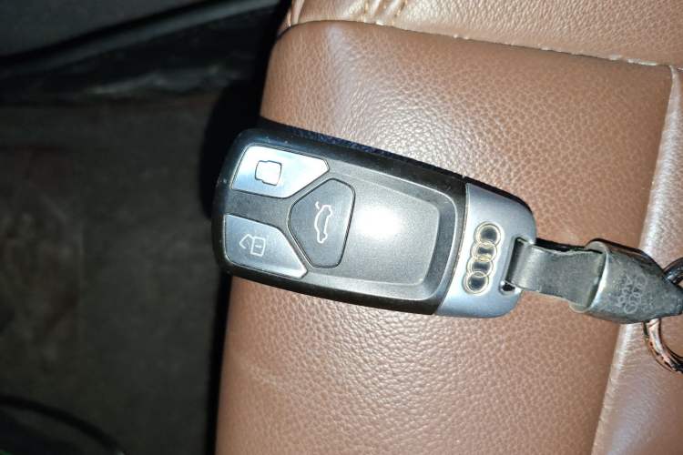 Used Audi A4L 2018 30th Anniversary Edition 40 TFSI Fashion Model