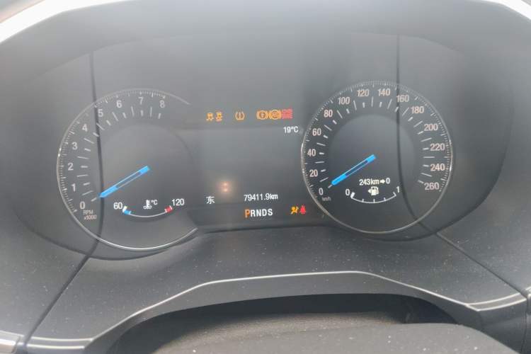 Used Ford Edge 2016 EcoBoost 245 Four-Wheel Drive Titanium 7-Seater Instrument Cluster