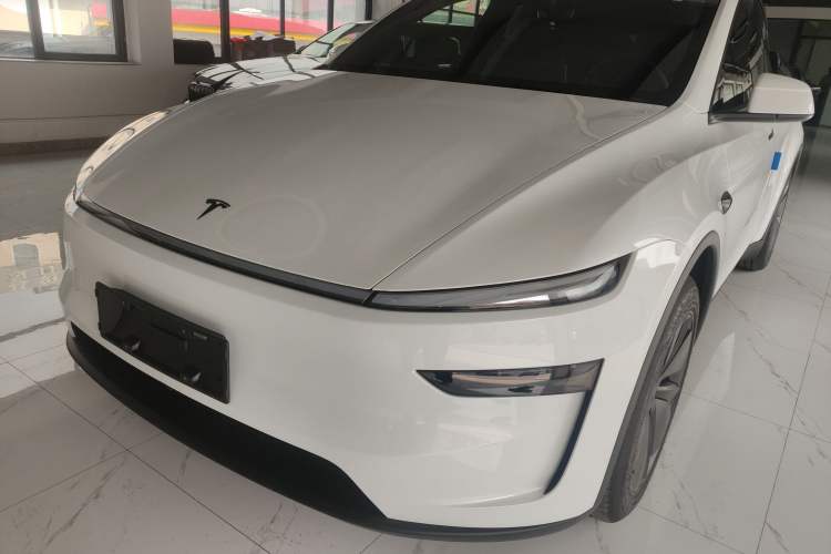 Used Tesla Model Y 2026 Rear-Drive Model