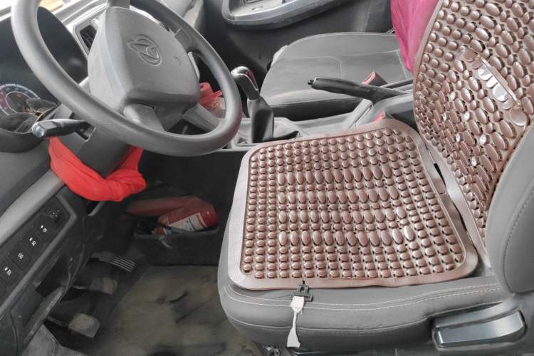 Used CHANGAN KAICHENG Ruixing M60 2023 1.6L CNG Comfort-Grade 6-Seater Passenger Vehicle Left Front Seat