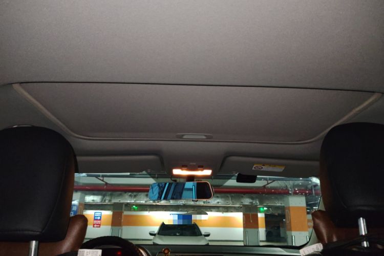 Used Toyota RAV4 2016 2.0L CVT Two-Wheel Drive Fashion Edition China V Standard Headliner