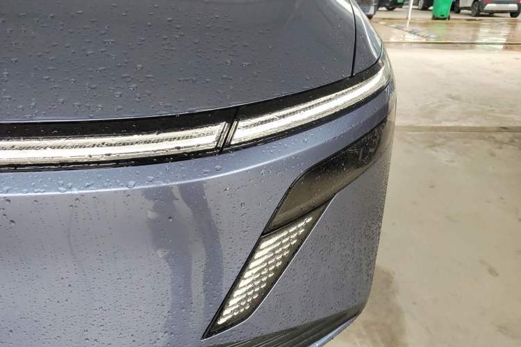 Used Nissan N6 2026 Model 180 Max