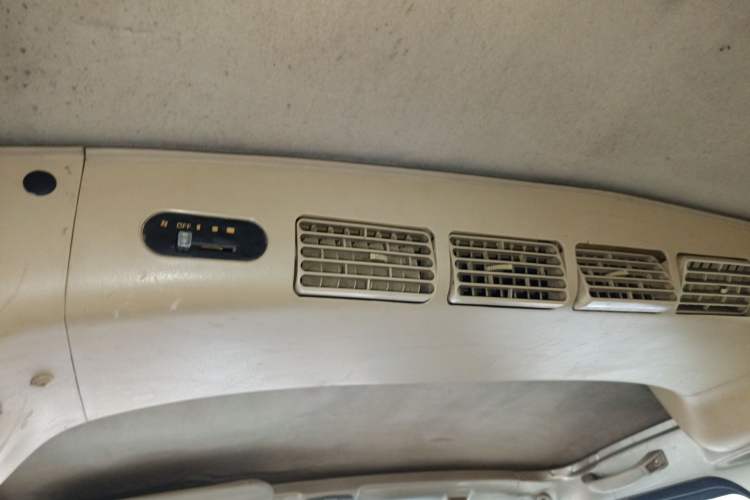 Used Wuling Rongguang 2011 1.2L Standard Version Headliner
