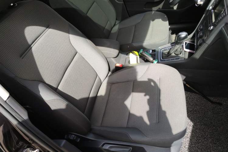 Used Volkswagen Golf 2016 1.6L Automatic Comfort Model
