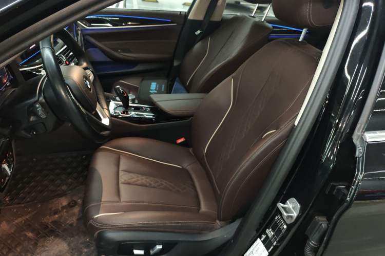 Used BMW 5 Series 2022 Second Facelift 525Li Luxury Package
