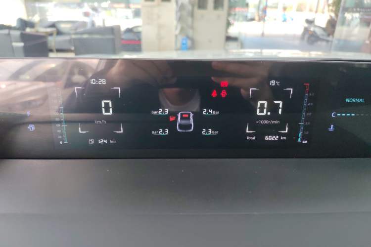 Used CHANGAN Eado 2025 Blue Whale 1.5T 500Bar Prestige Model