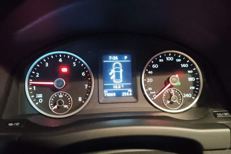 Used Volkswagen Tiguan 2015 1.8TSI Automatic Two-Wheel Drive Trend Edition Instrument Cluster