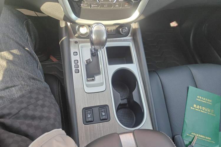 Used Nissan Murano 2021 2.5L XL Two-Wheel Drive Smart Connect Luxury Edition
