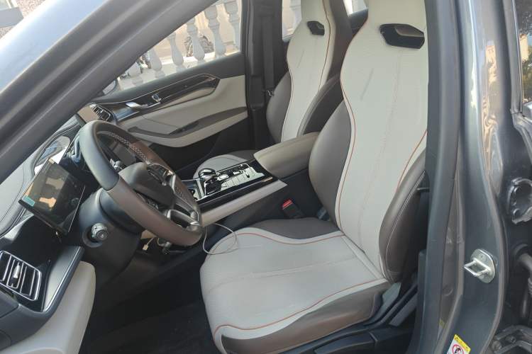 Used BYD Qin PLUS 2024 Honor Edition EV 420KM Leading Model
