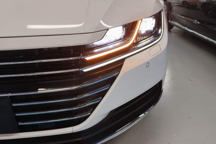 Used Volkswagen FAW-Volkswagen CC 2020 330TSI Glamour Edition China VI Standard Left Front Headlight