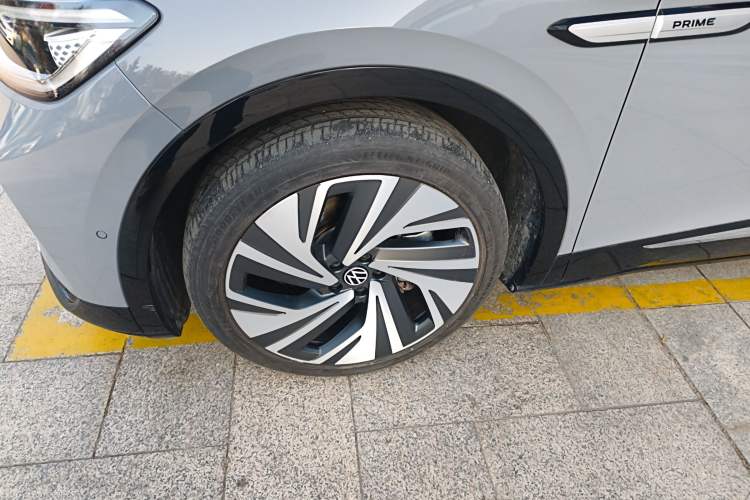 Used Volkswagen ID.4 CROZZ 2022 Long-Range PURE+ Edition
