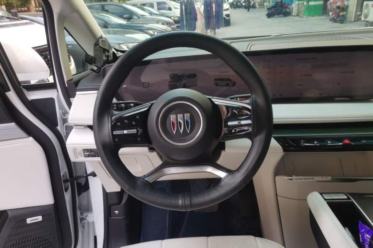 Used Buick GL8 New Energy 2024 Lu Zun Deluxe Edition 7-Seater
