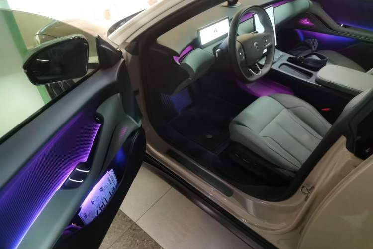 Used Nio ET5T 2023 75 kWh Touring